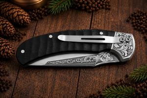 Cuchillo Plegable de Acero Damasco SHARP POINT TRADES TST-A-505 con Mango de Madera, Hoja de Punta Caída y Apertura con Perilla para el Pulgar, Cuchillo Utilitario - Product Image 1