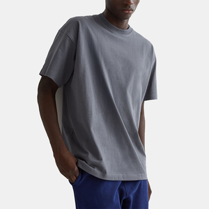 เสื้อยืดแขนสั้นทรงโอเวอร์ไซส์สีครีมสำหรับผู้ชาย ผ้าฝ้ายเจอร์ซีย์ 100% คอกลม สีพื้น ทรงลำลอง แบบเรียบง่าย ทอแบบถัก - Product Image 5