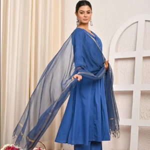 Ensemble de costume brodé Gota Peach Mal Chanderi coupe trapèze - Product Image 1