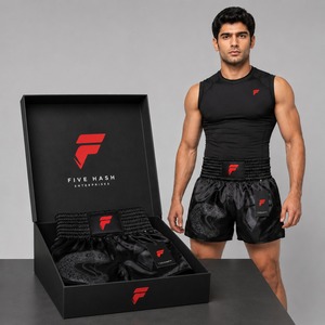 Shorts de Muay Thai performants, fabriqués avec des matériaux respirants assurant confort, flexibilité et durabilité. - Product Image 6