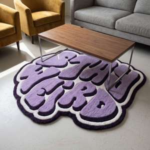 Alfombra Antideslizante de Lana Hecha a Mano con Tipografía Moderna 'Stay Weird', Diseño de Letras Burbuja en Lavanda Púrpura, Alfombra Decorativa para Dormitorio - Product Image 1