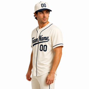Maillot de jeu premium conçu avec des tissus de qualité pour les joueurs lors des matchs et des entraînements d'équipe, offrant une performance respirante. - Product Image 3