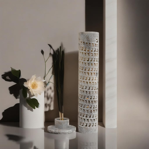 Quemador de Incienso de Piedra Tallada en Forma de Torre, Perforado con Diseño Floral, Decorativo, para el Hogar, Templo y Mesa - Product Image 1