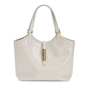 Sac fourre-tout en cuir PU noir avec fermeture éclair, poignée souple, style minimaliste, cadre interne antivol, sangle chaîne, pour femme - Product Image 5