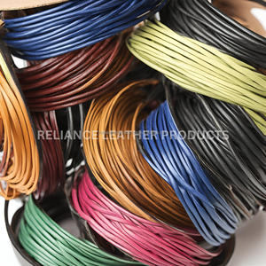 Vente en gros cordon rond en cuir rose foncé 1mm 8mm Bracelets et colliers artisanaux de qualité supérieure Tailles et couleurs personnalisées d'Inde - Product Image 4