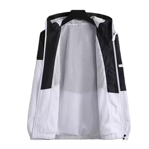 Veste coupe-vent camouflage oversize, coupe ample, style streetwear tendance, design pour homme, style urbain décontracté, pour tous les jours - Product Image 3