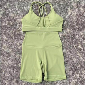 Conjuntos deportivos personalizados de moda para mujer, conjunto de sujetador deportivo con espalda cruzada y pantalones cortos de yoga para mujer - Product Image 6