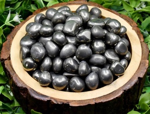 Pierres de pyrite dorées sculptées pierres précieuses de guérison en cristal avec gravures d'amour Feng Shui pierres polies en gros en vrac - Product Image 4