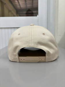 Gorra Snapback de 6 Paneles Bordada con Diseño de Alcohol y Camiones, Unisex, Casual, Ajustable, de Algodón Beige, con Visera Precurvada, Estilo Trucker - Product Image 3