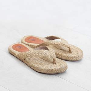 Sandalias de Jacinto de Agua Hechas a Mano al por Mayor, Vietnam, Zapatillas de Verano Tejidas Naturales a la Moda - Product Image 2