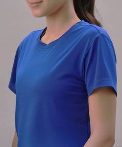 เสื้อยืดคอกลมแขนสั้นผ้าฝ้าย 100% สำหรับผู้หญิง ดีไซน์น่ารัก ทนทาน ระบายอากาศได้ดี พร้อมโลโก้ถัก - Product Image 3