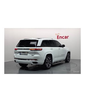 Jeep Cherokee 3.6 Overland 2023, Volante a la Izquierda, Caja de Cambios Automática, con Cámara Trasera, 19,790 km - Product Image 2