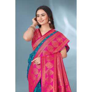 Sari de Seda Paithani Azul Cian con Diseño de Puntos de Elite Weaves, con Blusa de Contraste Tejida con Zari Sin Coser para Mujer - Product Image 2