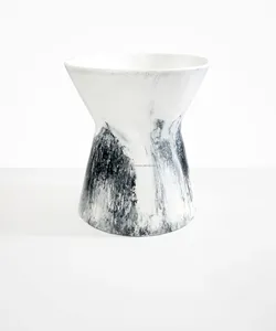 Jarrón de Resina Moderno con Diseño Japandi, Ecológico, para Decoración del Hogar, Color Marfil, Mejores Precios - Product Image 2