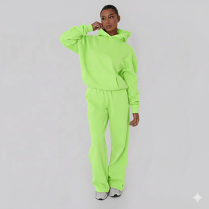 Conjunto de chándal de felpa de 2 piezas para mujer, de gran tamaño, con hombros caídos, top corto y pantalones con capucha, OEM - Product Image 6