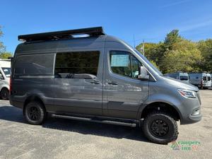 Prêt à être expédié 2023 2024 2025 Storyteller Overland Dark Mode XO VR CAMPING-CAR DIY Qualité industrielle Garantie 3 ans - Product Image 6