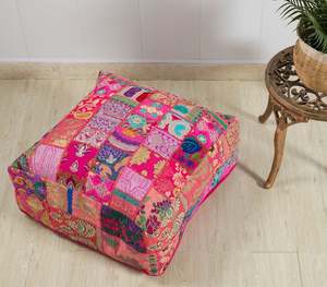 Coussins de sol bohèmes, housse de coussin décorative, housse de coussin patchwork en sari - Product Image 1