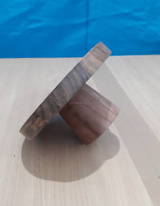 Soporte de pastel de madera de acacia ecológico con logotipo personalizado, diseño cuadrado rústico Vintage único para restaurante y fiestas de boda - Product Image 3