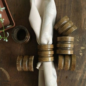 Anneaux de serviette en bois design faits à la main, accessoires de table, bois naturel, écologiques, durables, personnalisables, pour fêtes - Product Image 2