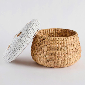Natural Rattan <b>Storage</b> <b>Basket</b> With Lid White And Beige Nordic Style Round Shape For Sundries Organization Eco-Friendly Handwoven - Product Image 2