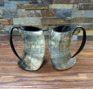 Jarra de Cuerno Artesanal, Jarra de Cerveza de Cuerno de Búfalo Natural, Estilo Vikingo Medieval, con Acabado Pulido - Product Image 3