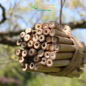 Eco2go Vietnam - Hotel para Abejas de Madera con Tubos de Bambú para Hábitat de Polinizadores en Jardín Exterior - Product Image 6