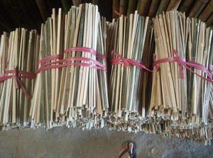 Varillas de bambú ecológicas para manualidades y agricultura sostenibles - Product Image 4