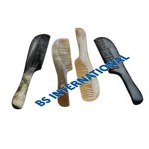 100% Peine de cuerno de búfalo Artesanías naturales hechas con cuerno de animal Alta venta para Barba Exportación de India - Product Image 3