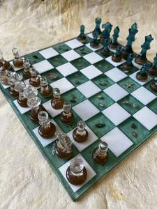 Échecs noir et blanc, objet artisanal en marbre, coffret d'échecs cadeau de mariage, échiquier cadeau d'entreprise, jeu d'accessoires de maison haut de gamme - Product Image 4