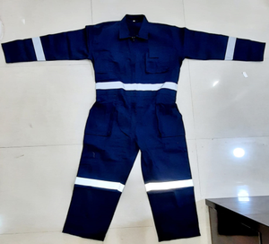 ชุดคลุมป้องกันไฟไหม้แบบสะท้อนแสงระดับ C พร้อมตะเข็บเชื่อม ป้องกันอันตราย ผลิตจากโพลีเอสเตอร์ สำหรับงานก่อสร้าง ผู้ชาย ไซส์ 2XL - Product Image 2