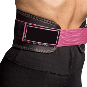 Cinturón de Levantamiento de Pesas Ajustable de Neopreno Rosa para Mujer con Soporte Lumbar Profesional para Entrenamiento Físico en el Gimnasio - Protector de Cintura - Product Image 3