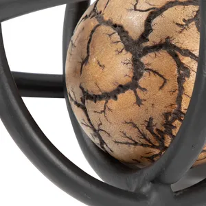 Escultura Metálica Hecha a Mano con Acabado Dorado de Lujo, Elegante Centro de Mesa Decorativo para Hogares de Diseño Contemporáneo, Escultura Metálica Moderna - Product Image 4