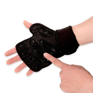 Gants de musculation antidérapants avec support de paume et sangle de maintien, demi-doigts, pour entraînement fitness, protection des mains rembourrée - Product Image 5