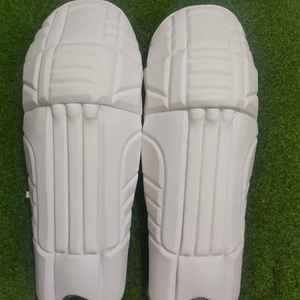 Professional Trendy Design <b>Cricket</b> Pads Custom Brand Batting Laggards Breathable PU Leather Durable Double-Stitched <b>Equipment</b> - Product Image 1