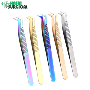 Pinzas para Extensión de Pestañas Diamond Grip de 90 Grados, Acero Inoxidable, Recubrimiento en Polvo Quirúrgico, Herramienta Quirúrgica para Pestañas - Product Image 1
