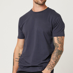 Camiseta de Verano Personalizada de Alta Calidad para Hombre, de Algodón, Corte Ajustado, Cuello Redondo y Manga Corta - Product Image 4