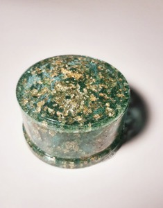 Boîte à bijoux en résine florale artisanale haut de gamme, organiseur décoratif pour bibelots, petite boîte cadeau en résine pour bijoux - Product Image 3