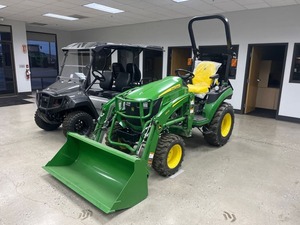 Tractor Compacto 2025 2025R Z135555, Equipo Premium Listo para Exportación - Product Image 2