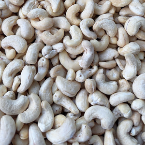 Noix de cajou en gros W180 W210, noix de cajou Santigo, noix de cajou du Vietnam, prix des noix de cajou au Vietnam, prix abordable, emballage OEM ODM - Product Image 1