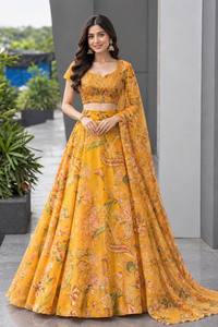 Ensemble Lehenga Choli pour femmes, imprimé numérique jaune moutarde, avec dupatta - Product Image 3