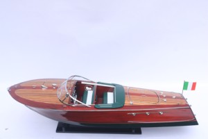 Modèle de bateau rapide italien en bois peint à la main RIVA ARISTON DARK BLUE HULL, sur pied, personnalisé, cadeau d'affaires, collection - Product Image 2