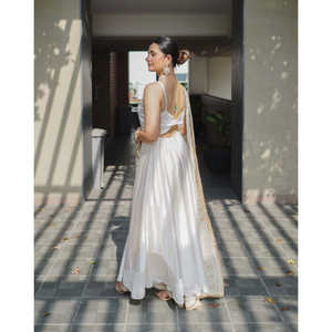 Ensemble de costume en satin de rayonne blanc féerique pour femme, taille XS - Product Image 1