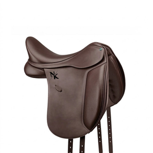 Silla de doma inglesa de alto rendimiento, de contacto estrecho, de cuero genuino con estructura de madera, productos de carreras de caballos ingleses de la India. - Product Image 1