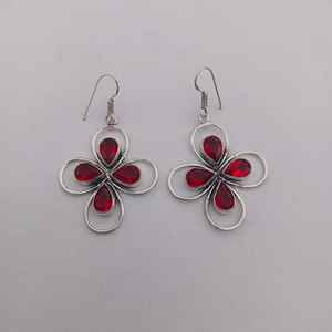 Pendientes de granate rojo, Plata de Ley 925, joyería hecha a mano, regalo para mujer, cumpleaños, aniversario, cristal único - Product Image 1