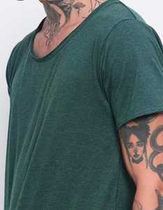 T-shirt col U homme coupe ajustée en coton peigné 100% 180 GSM, respirant, écologique, style streetwear, vente en gros personnalisée - Product Image 4