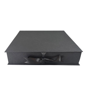 Caja de Regalo de Año Nuevo de Papel de Morera Negra con Tapa Abatible y Cierre de Cinta, Caja de Almacenamiento y Caja de Regalo Premium - Product Image 3