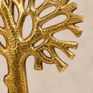 Escultura Decorativa de Mesa Árbol de la Vida en Metal Dorado con Base de Madera para Decoración del Hogar, Oficina o Sala de Estar - Product Image 2