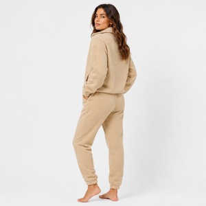 Ensemble de survêtement en polaire pour femme de qualité supérieure, sweat à capuche et pantalon de survêtement chauds avec finition soignée, vêtements de mode pour femme, survêtement en polaire - Product Image 5