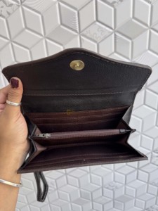 Nuevo bolso de mano de cuero con diseño de girasol, hecho a mano, estilo bohemio, con correa para uso diario. - Product Image 6