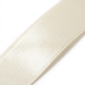 Ruban en satin 100 % polyester, 25 mm, ivoire pâle, simple face, résistant au rétrécissement, 5 rouleaux x 8 mètres, pour galeries d'art, aménagement de maisons, présentation - Product Image 1